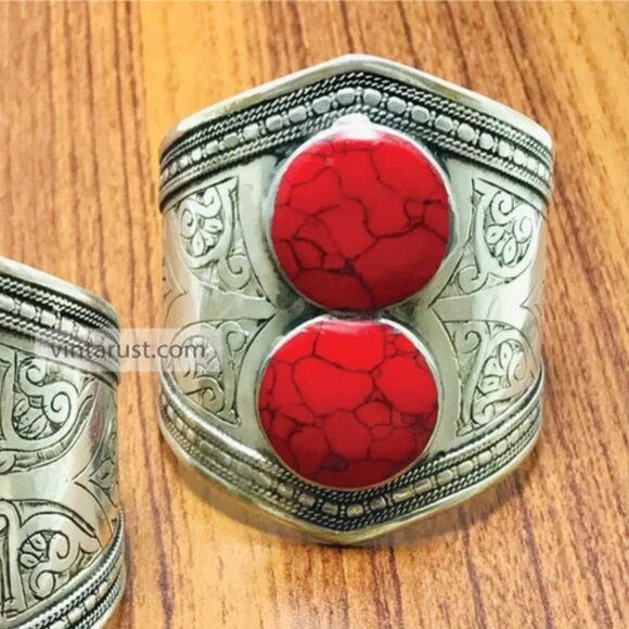 Single Red Coral Bracelets, Gemstone Bracelets, Vintage Handmade Adjustable - Picture 8 of 15